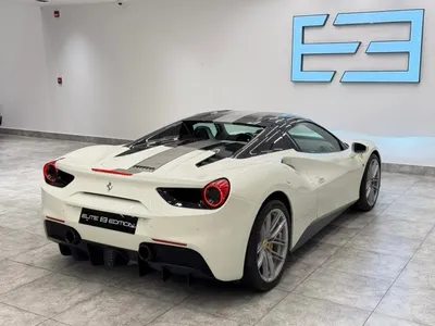 2016 فيراري 488 جي تي بي