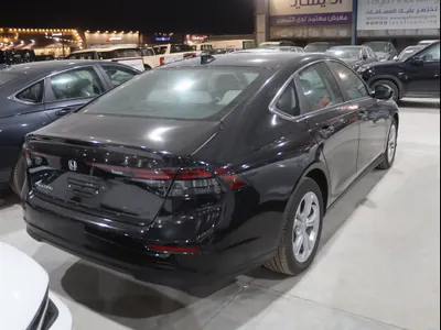 2025 هوندا اكورد ال اكس