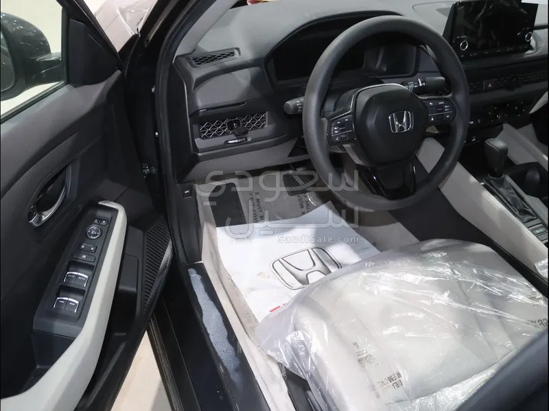 2025 هوندا اكورد ال اكس