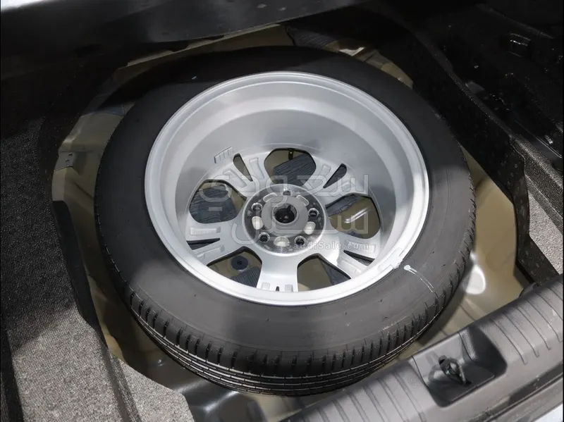 2025 هوندا اكورد ال اكس