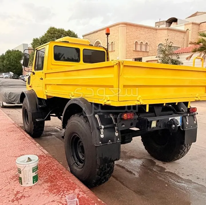 1981 مرسيدس - بنز يونيموغ