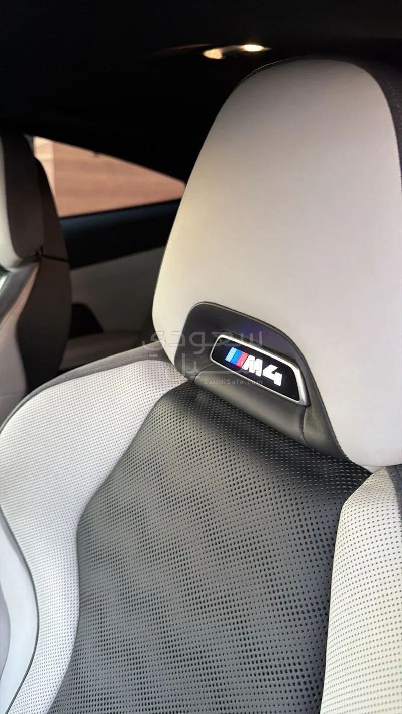 2021 بي ام دبليو الفئة ام إم 4