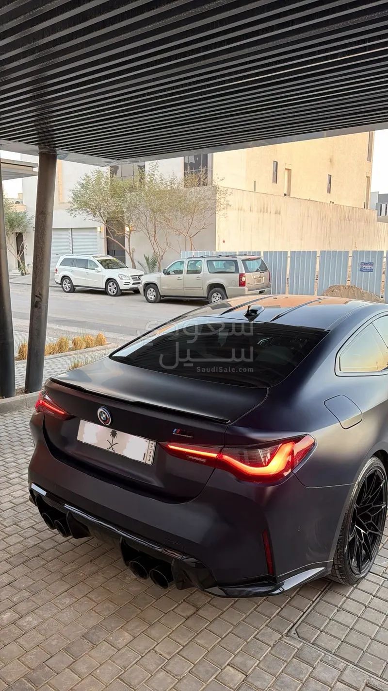 2021 بي ام دبليو الفئة ام إم 4