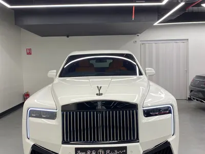 2025 رولز رويس كولينان بلاك بادج