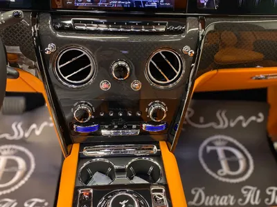 2025 رولز رويس كولينان بلاك بادج