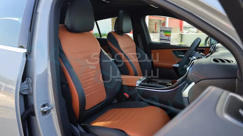 2026 مرسيدس - بنز جي إل سي 200