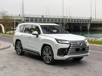 2025 لكزس إل إكس 600