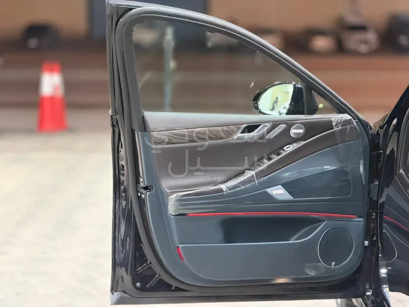 2026 جينيسيس جي 80