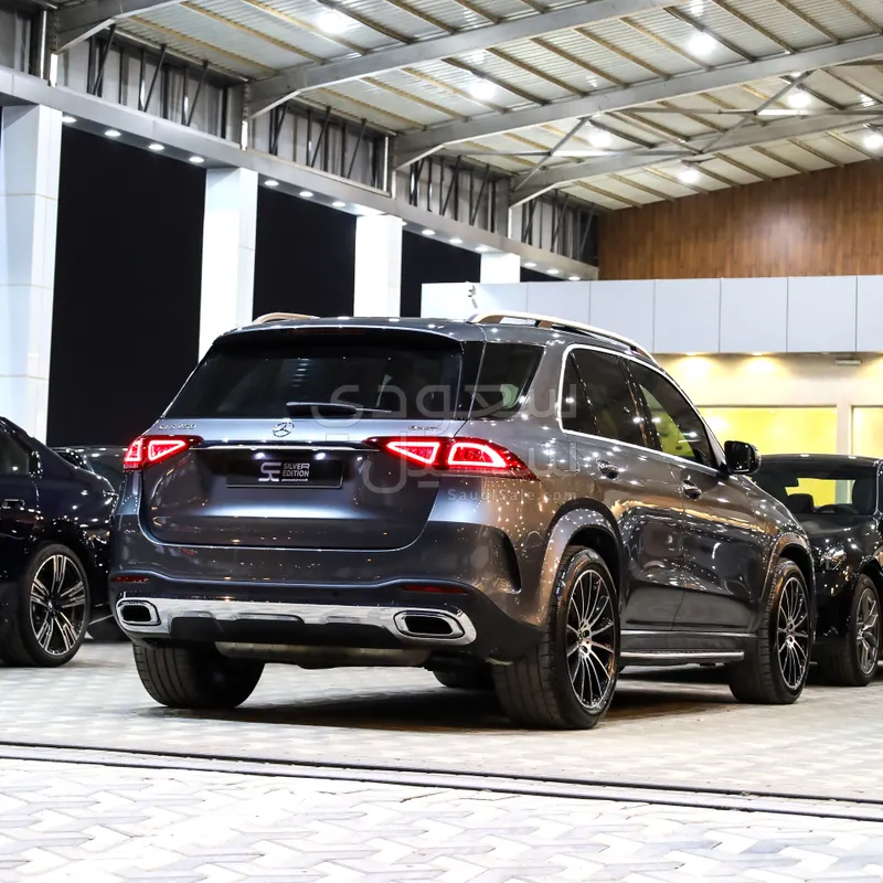 2021 مرسيدس - بنز جي إل إي 450