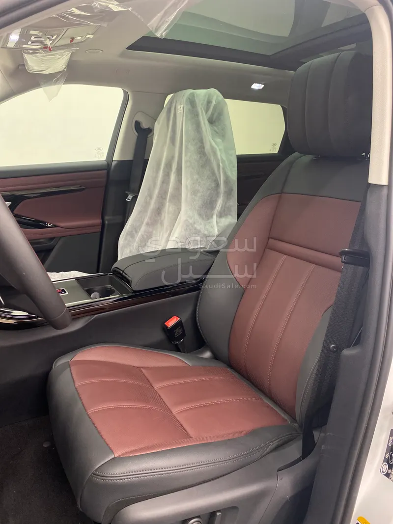 2025 لاند روفر رينج روفر ايفوك داينمك