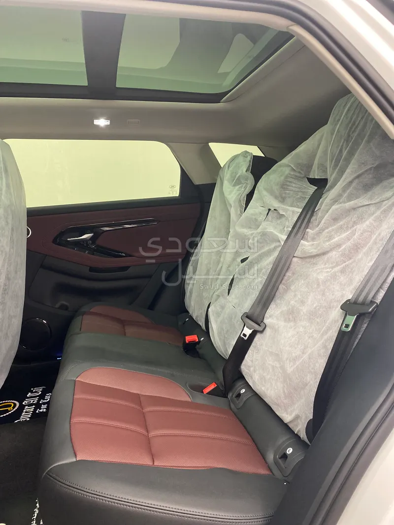 2025 لاند روفر رينج روفر ايفوك داينمك