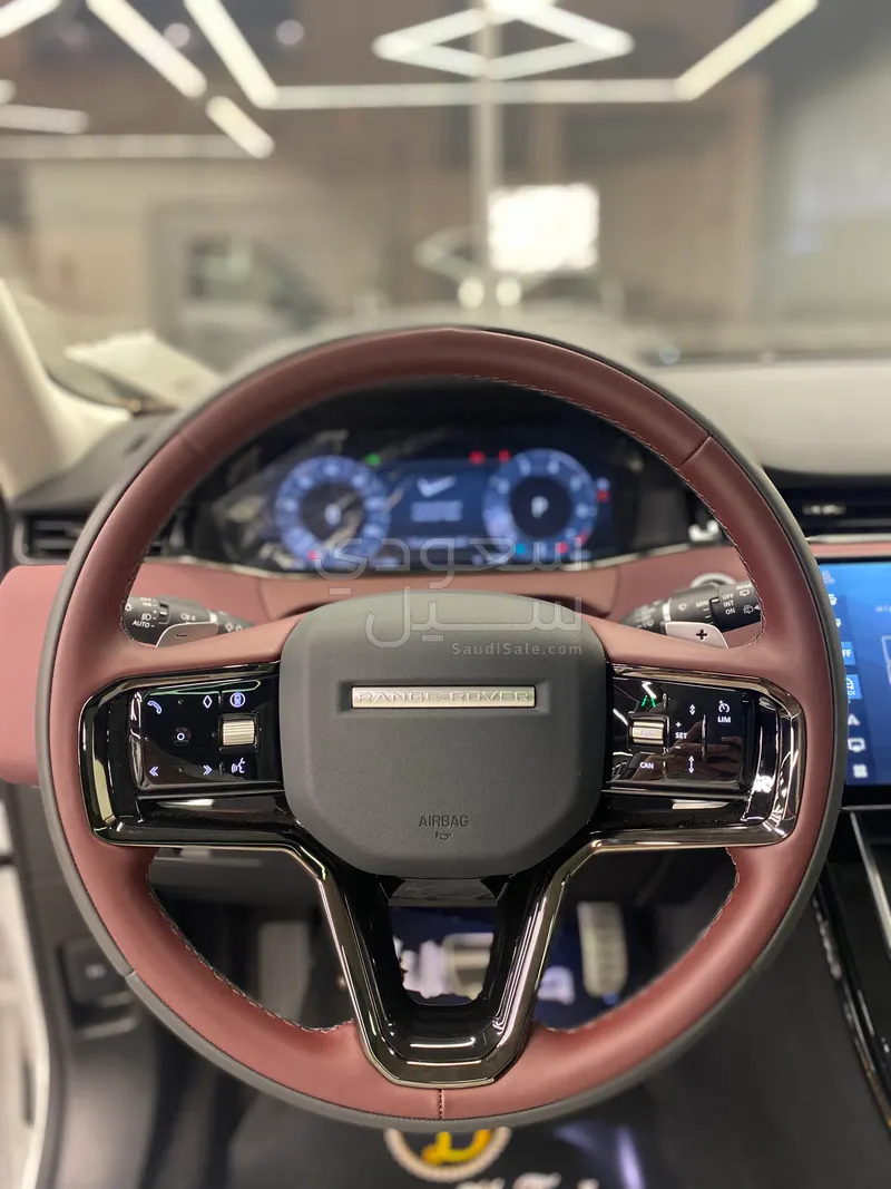 2025 لاند روفر رينج روفر ايفوك داينمك