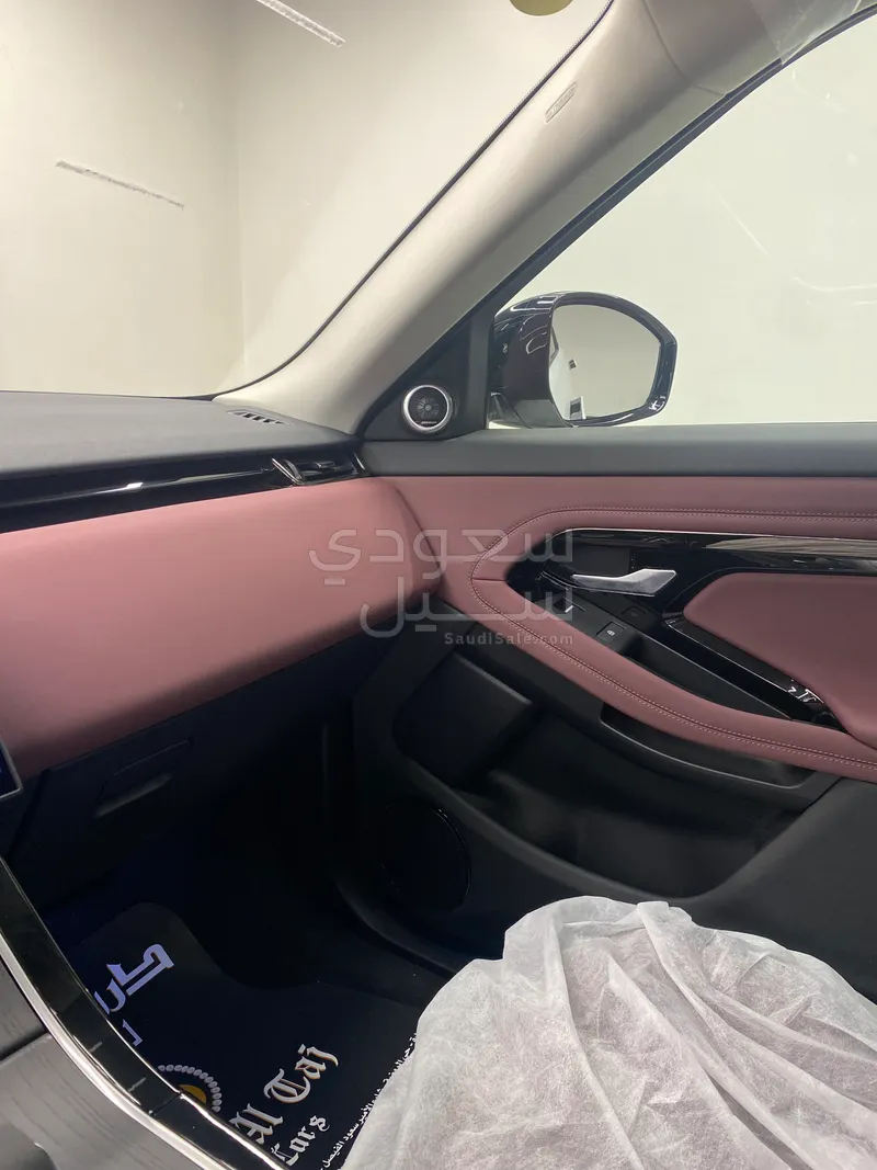 2025 لاند روفر رينج روفر ايفوك داينمك