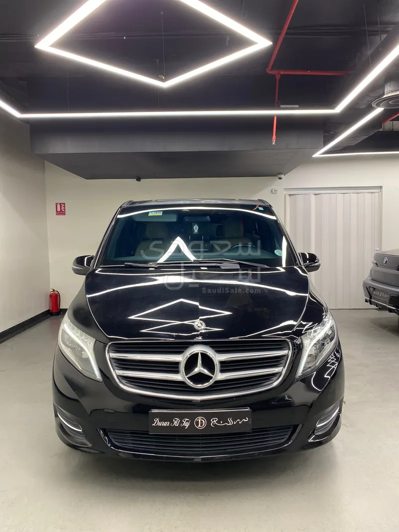 2019 مرسيدس - بنز في 250