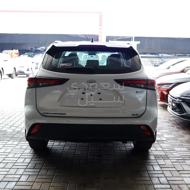 2025 تويوتا هايلاندر