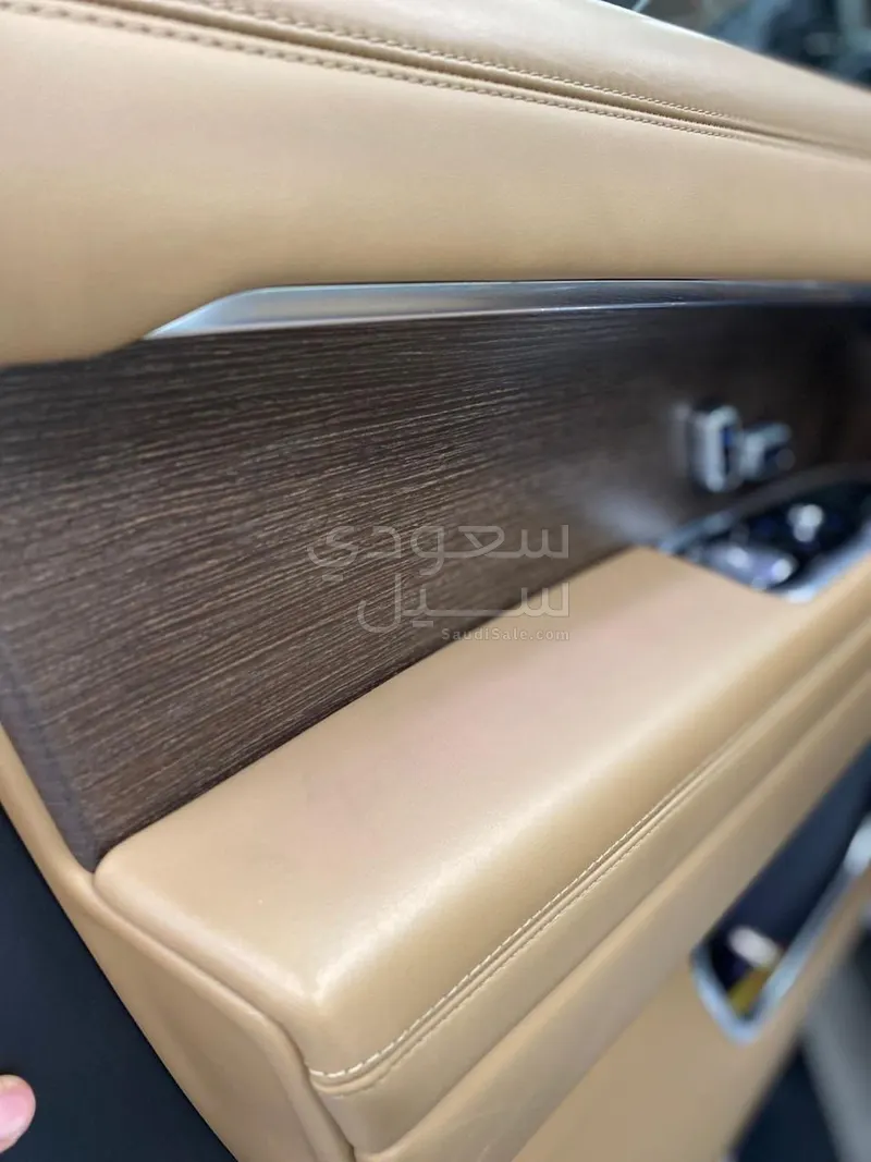 2023 لاند روفر رينج روفر اتش اس اي