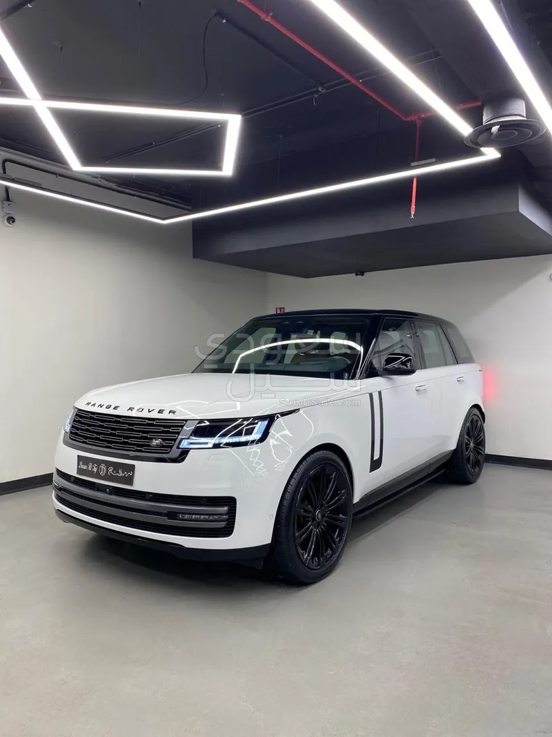 2023 لاند روفر رينج روفر اتش اس اي