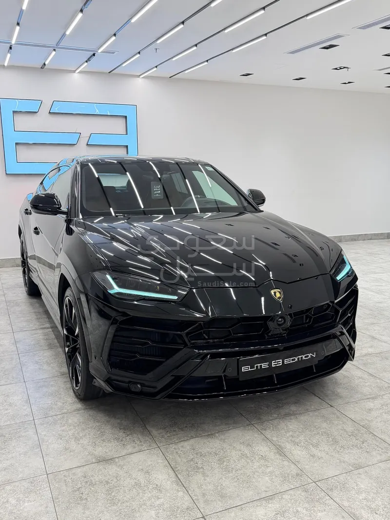 2022 لمبرجيني اوروس