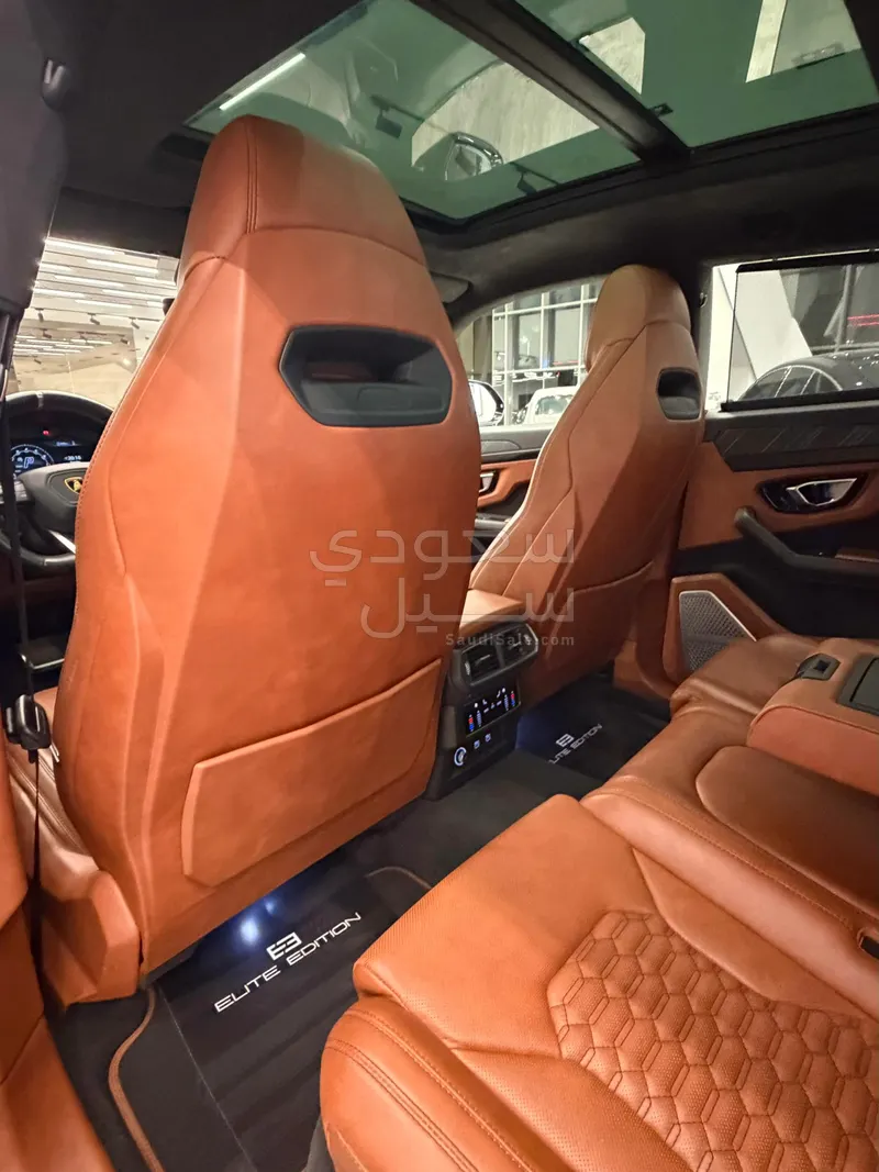 2022 لمبرجيني اوروس