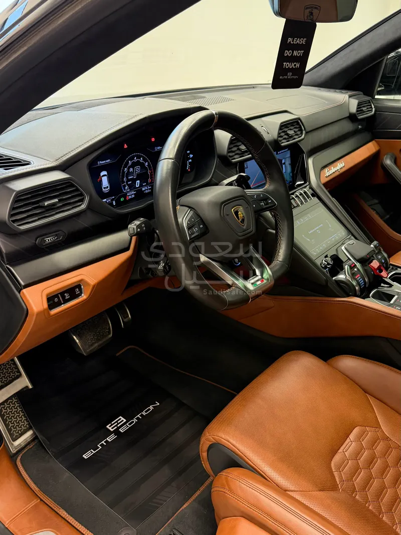 2022 لمبرجيني اوروس