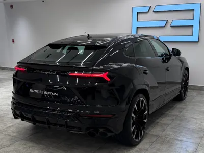 2022 لمبرجيني اوروس