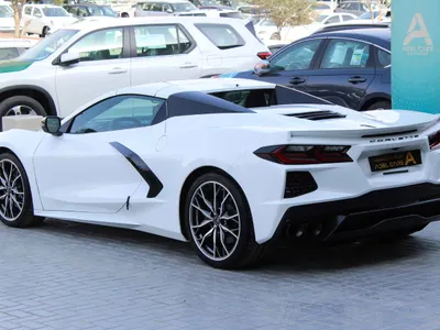 2025 شفروليه كورفيت سي 8