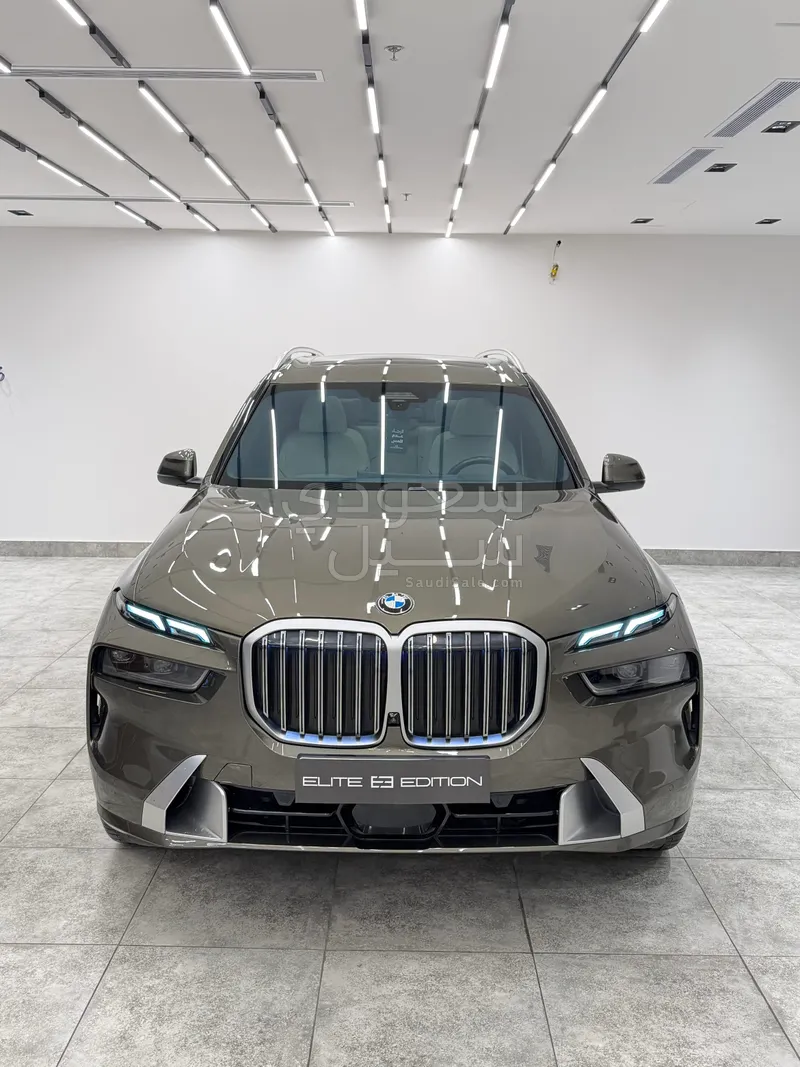 2023 بي ام دبليو الفئة اكس 7