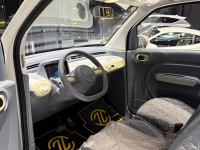 2025 فاو بيستون ميني إي في