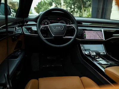 2025 اودي اي 8 ال 55تي اف اس أي