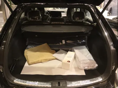 2025 لكزس أر إكس 350