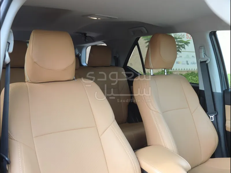 2023 تويوتا فورشنر في اكس