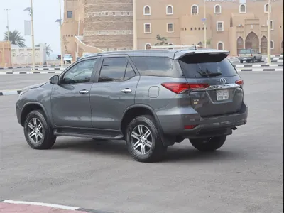 2023 تويوتا فورشنر في اكس