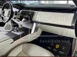 2025 لاند روفر رينج روفر فوج اس اي سوبر تشارج