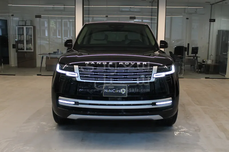 2024 لاند روفر رينج روفر اس في اوتوبيوغرافي