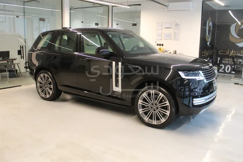 2024 لاند روفر رينج روفر اس في اوتوبيوغرافي