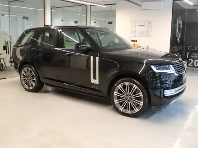 2024 لاند روفر رينج روفر اس في اوتوبيوغرافي