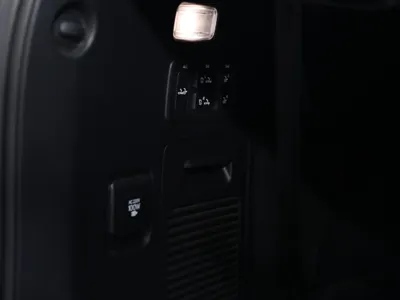 2024 لكزس إل إكس 600