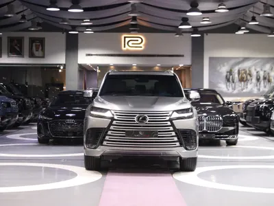 2024 لكزس إل إكس 600