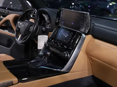 2024 لكزس إل إكس 600