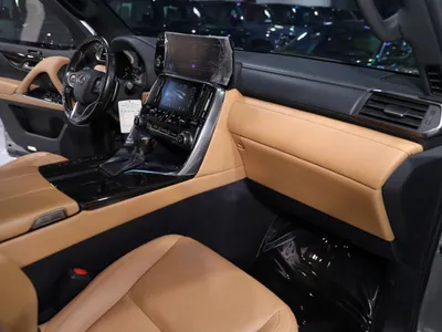 2024 لكزس إل إكس 600