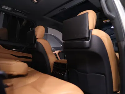 2024 لكزس إل إكس 600