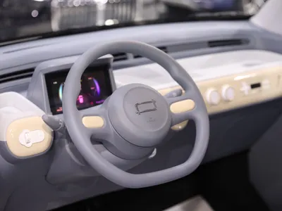 2025 فاو بيستون ميني إي في