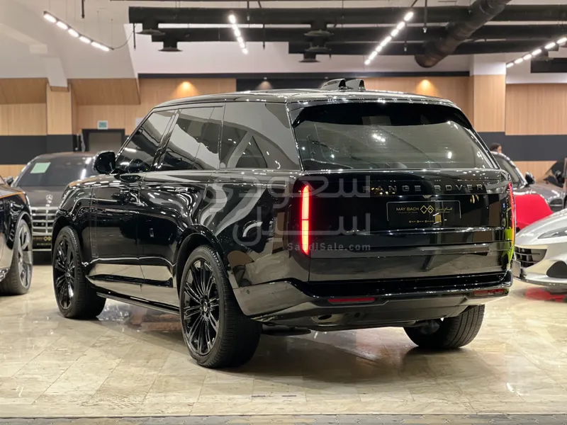 2024 لاند روفر رينج روفر اوتوبيوغرافي