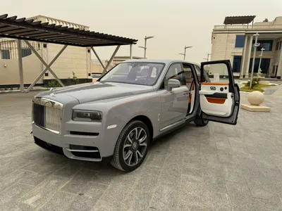 2024 رولز رويس كولينان سلفر بادج