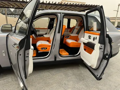 2024 رولز رويس كولينان سلفر بادج