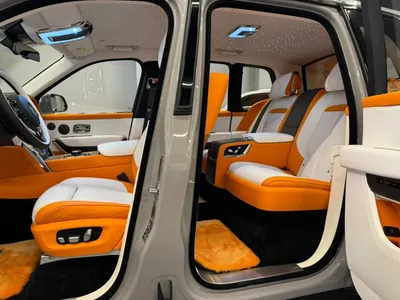 2024 رولز رويس كولينان سلفر بادج