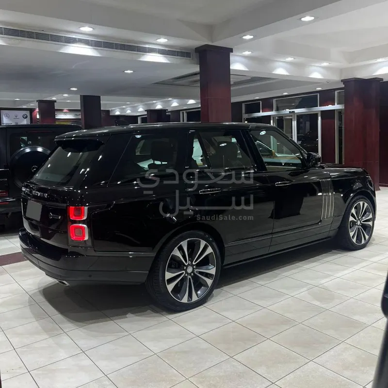 2019 لاند روفر رينج روفر اس في اوتوبيوغرافي