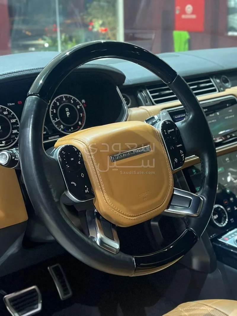 2019 لاند روفر رينج روفر اس في اوتوبيوغرافي