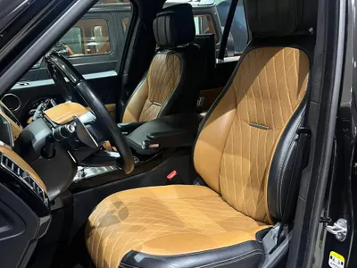 2019 لاند روفر رينج روفر اس في اوتوبيوغرافي