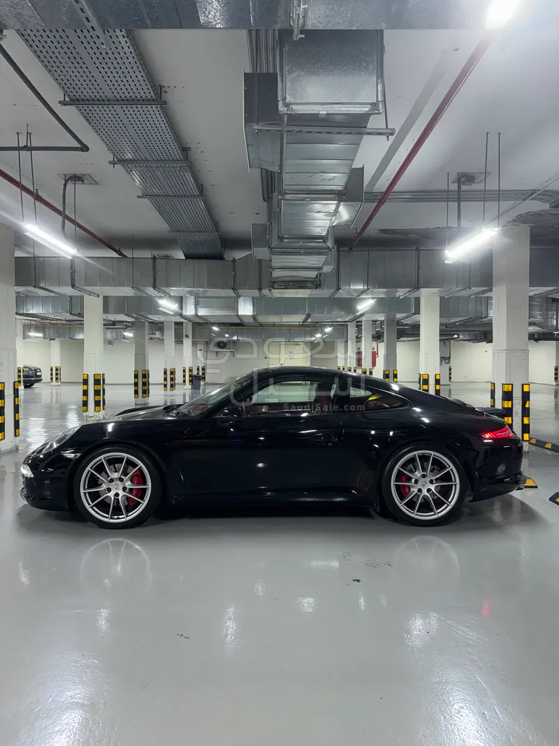 2015 بورش 911 كاريرا اس